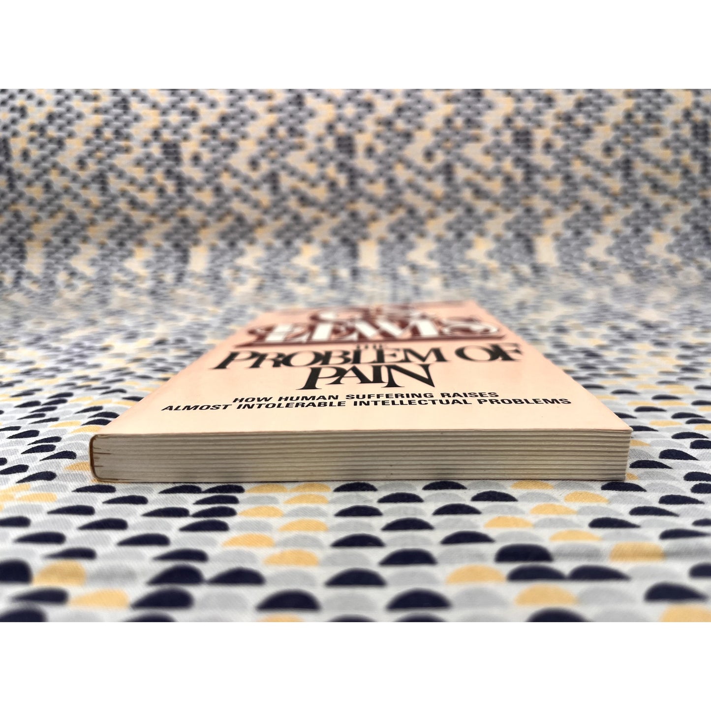 The Problem of Pain - C. S. Lewis - Macmillan Books - Paperback