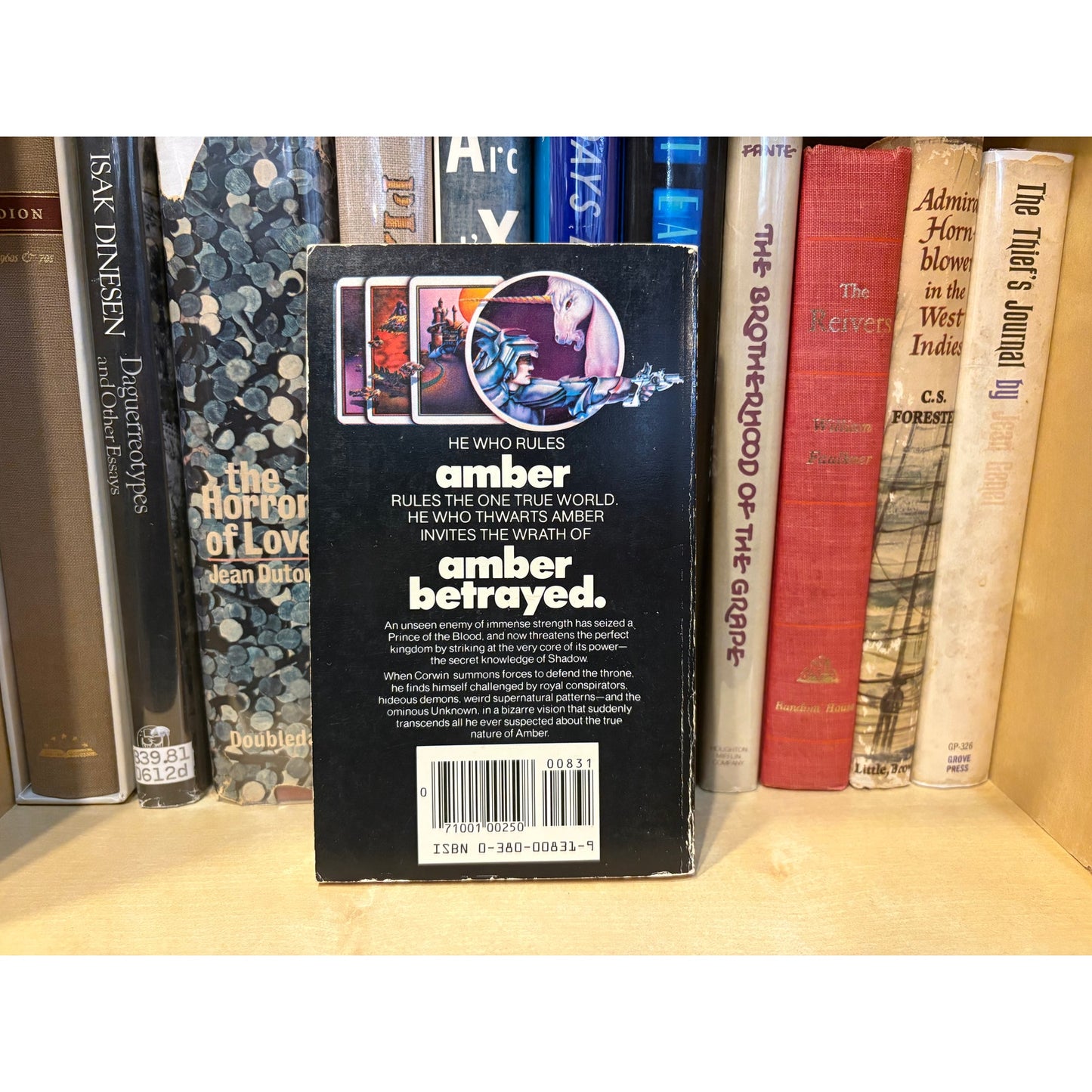 Sign Of The Unicorn - Roger Zelazny - Avon - Paperback
