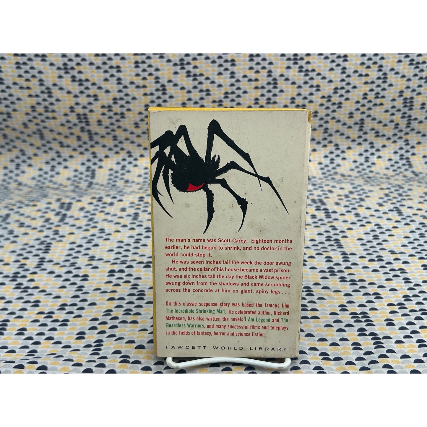 The Shrinking Man - Richard Matheson - 2nd paperback edition - Gold Medal d1203 - Vintage Paperbacks