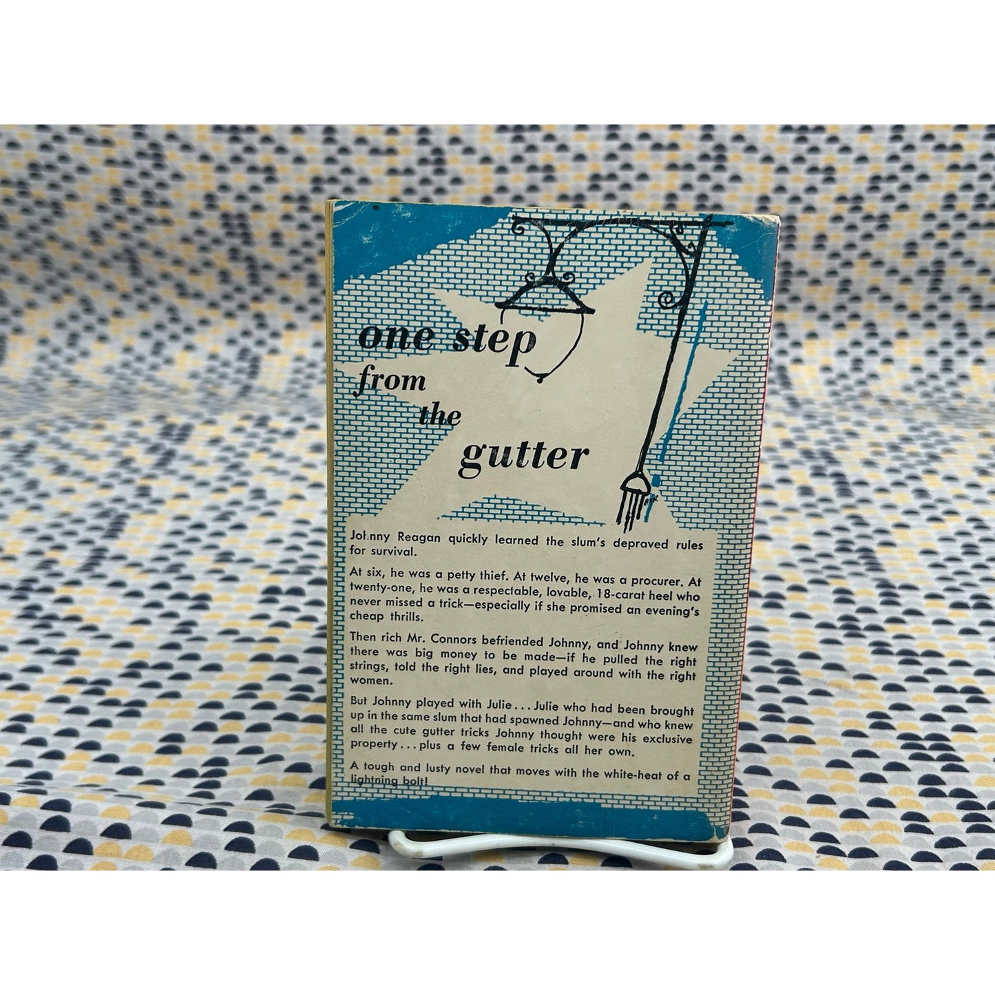 Shabby Street - Orrie Hitt - Beacon B104 Giant Edition - Vintage Paperbacks