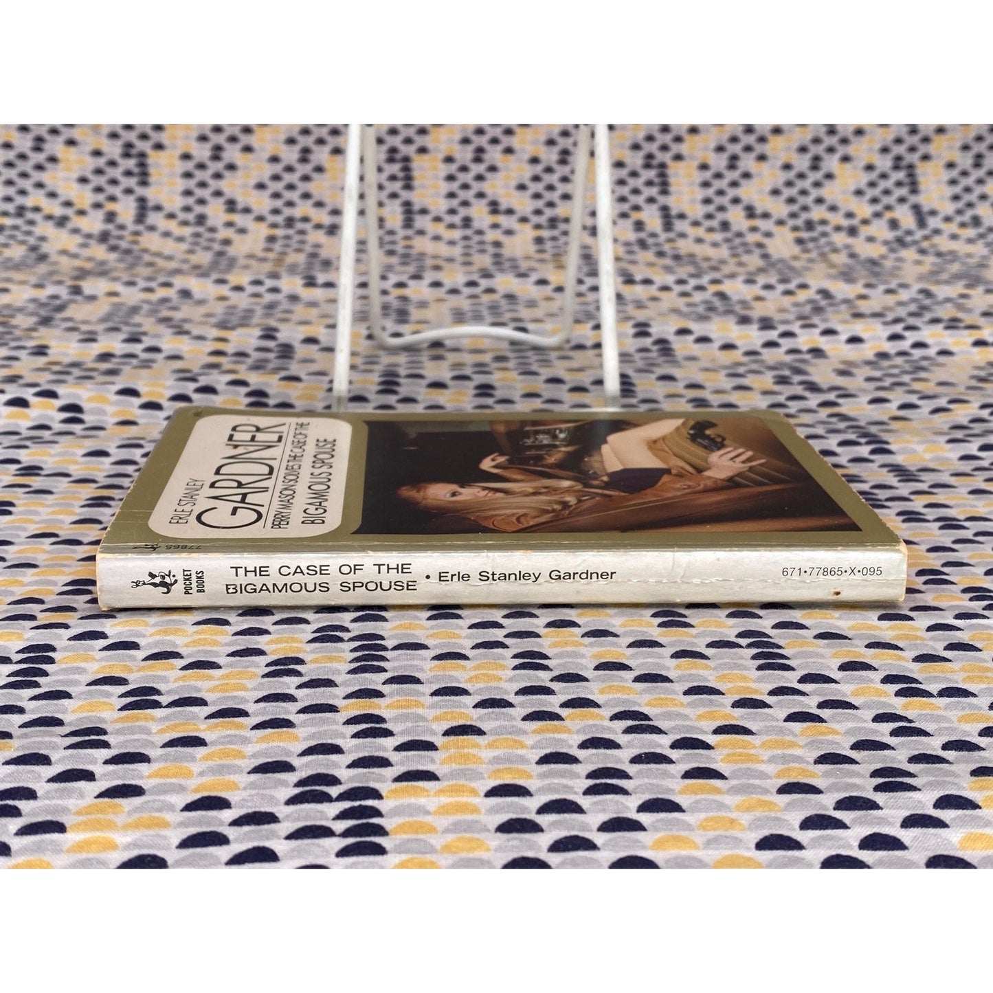 The Case Of The Bigamous Spouse - Erle Stanley Gardner - Vintage Paperback Book - Pocket Edition