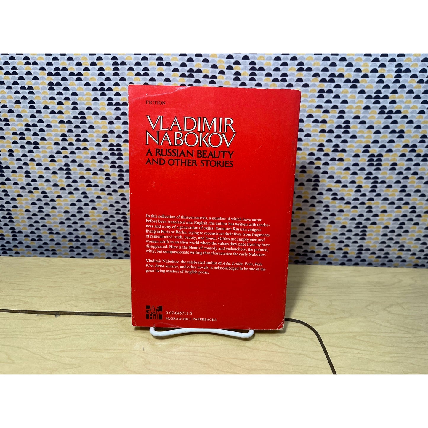A Russian Beauty & Other Stories - Vladimir Nabokov -  McGraw Hill - Paperback
