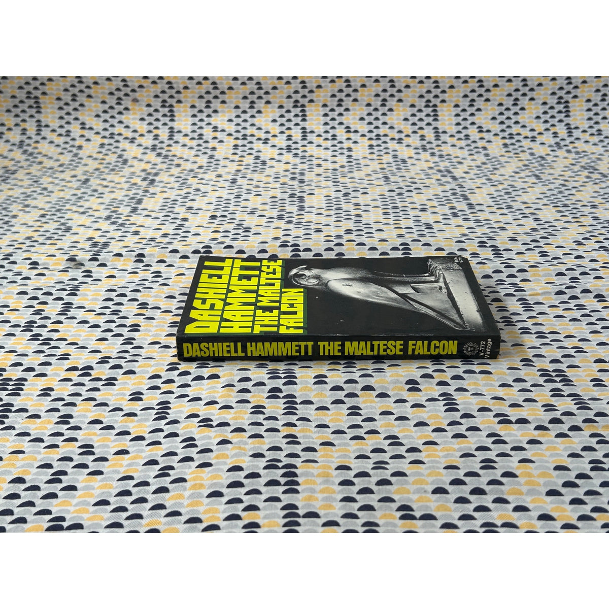 The Maltese Falcon - Dashiell Hammett - Vintage Paperback Book