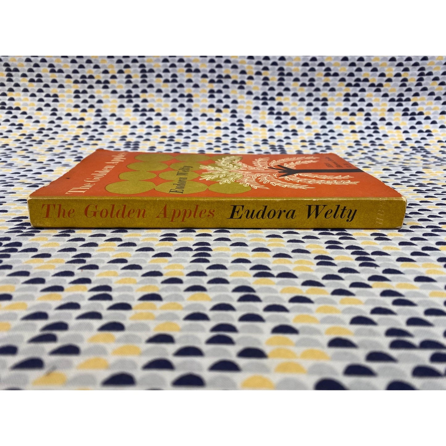 The Golden Apples - Eudora Welty - Vintage Paperback Book - Harvest Edition
