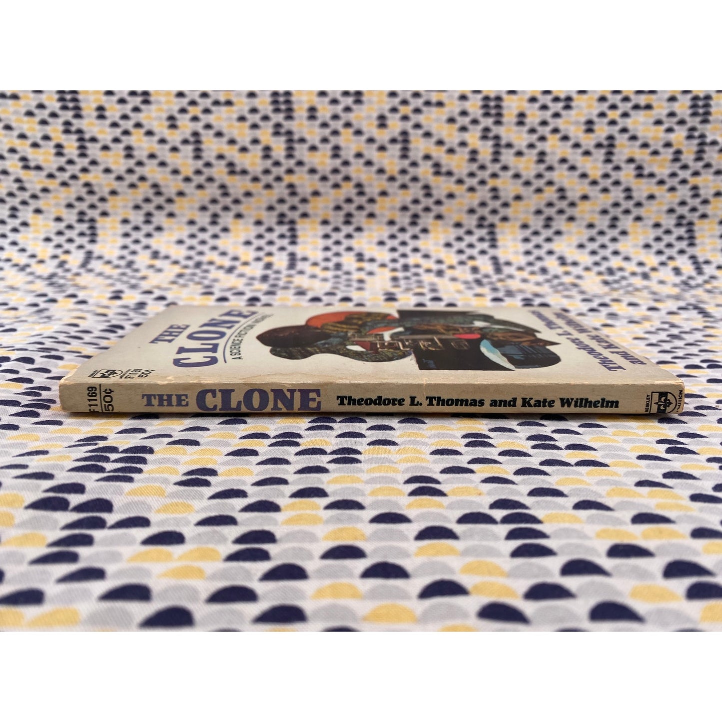 The Clone - Kate Wilhelm & Theodore L. Thomas - Berkeley - Paperback