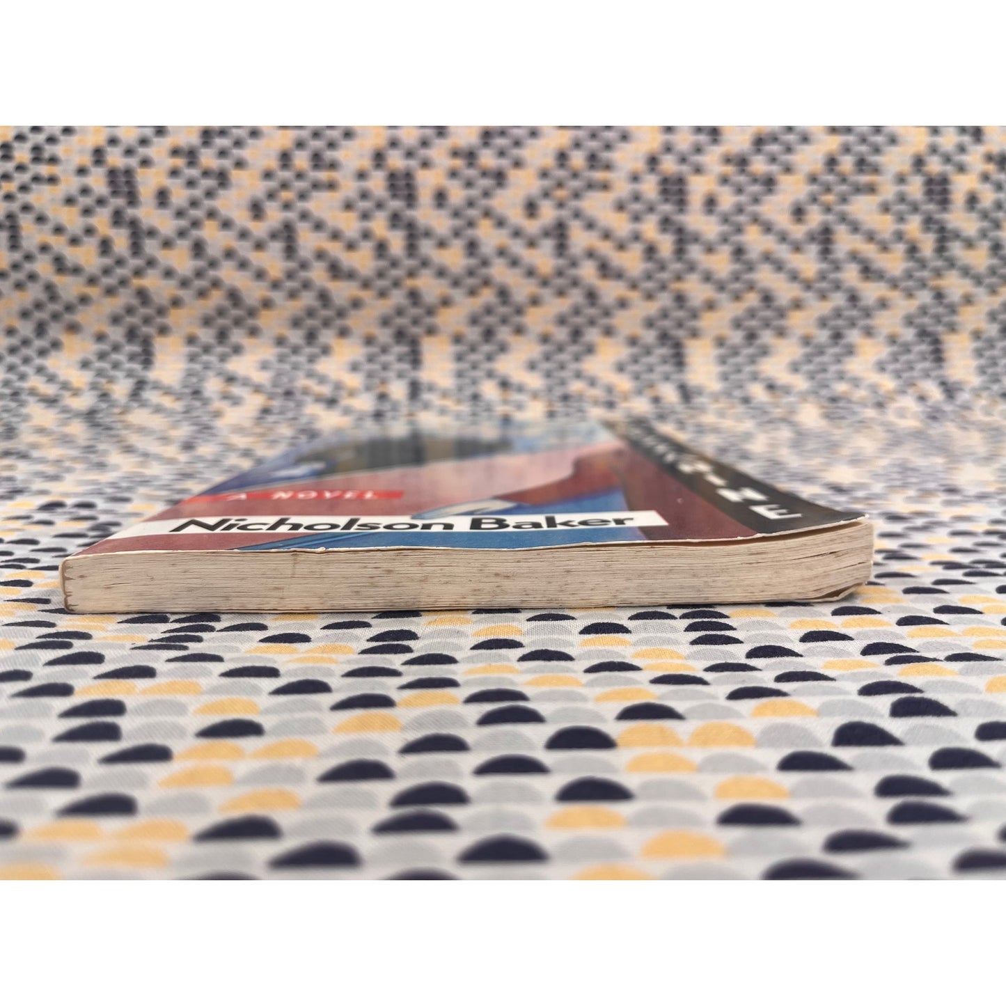 The Mezzanine - Nicholson Baker - Weidenfeld & Nicholson Press - Paperback