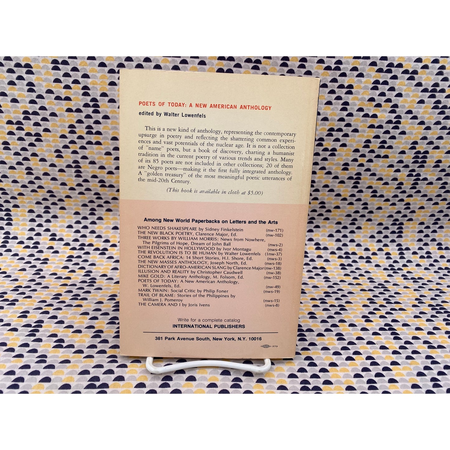 Poets Of Today - Walter Lowentels - New World - Paperback