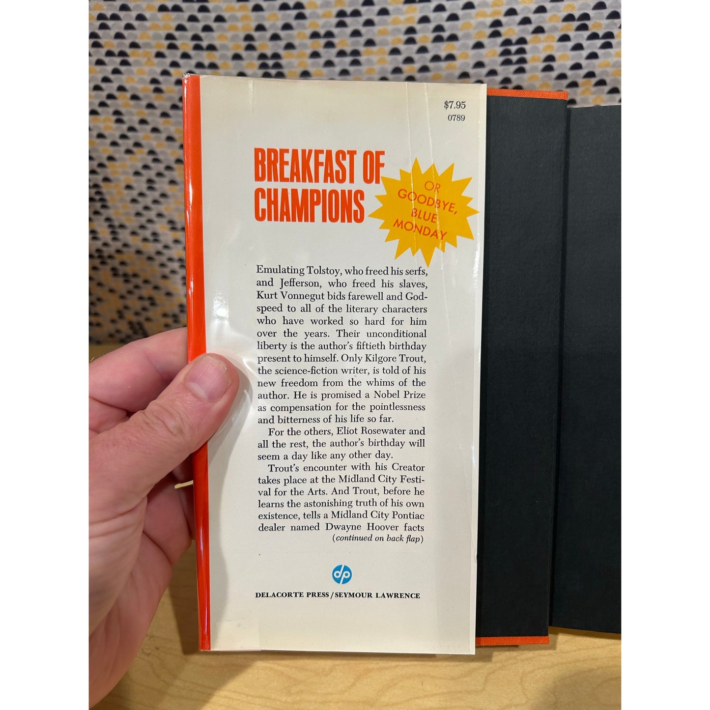 Breakfast of Champions - Kurt Vonnegut Jr. - Vintage Hardcover Book - Delacorte Press - First Edition, First Printing