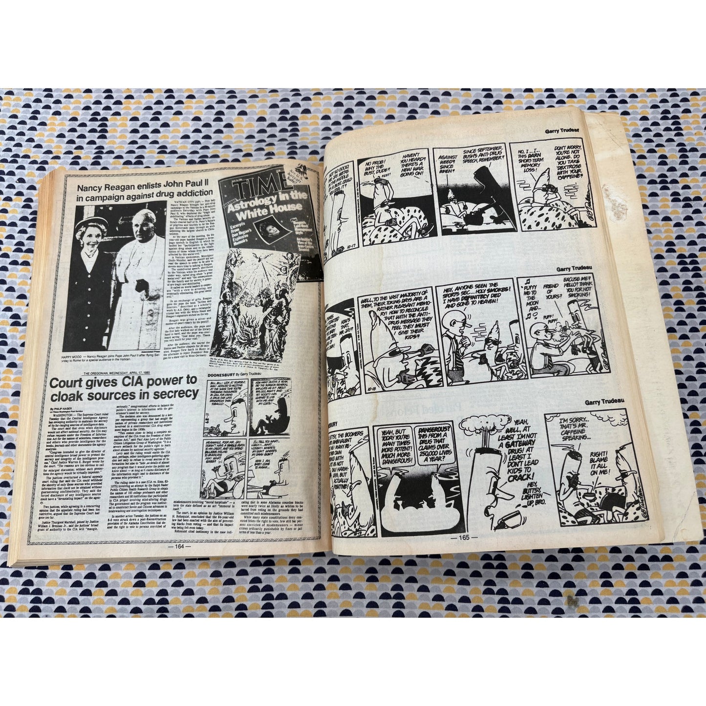 The Emperor Wears No Clothes - Jack Herer - Queen Of Clubs - Magazine