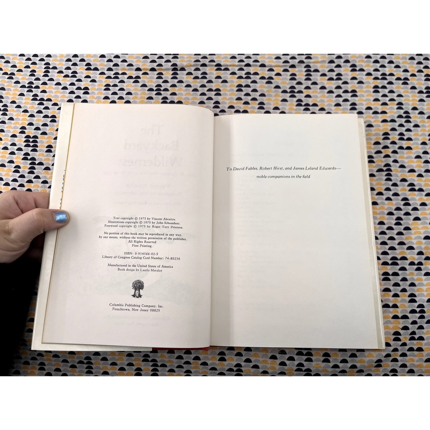 The Backyard Wilderness - Vincent Abraitys - Colombia Publishing - Hardcover