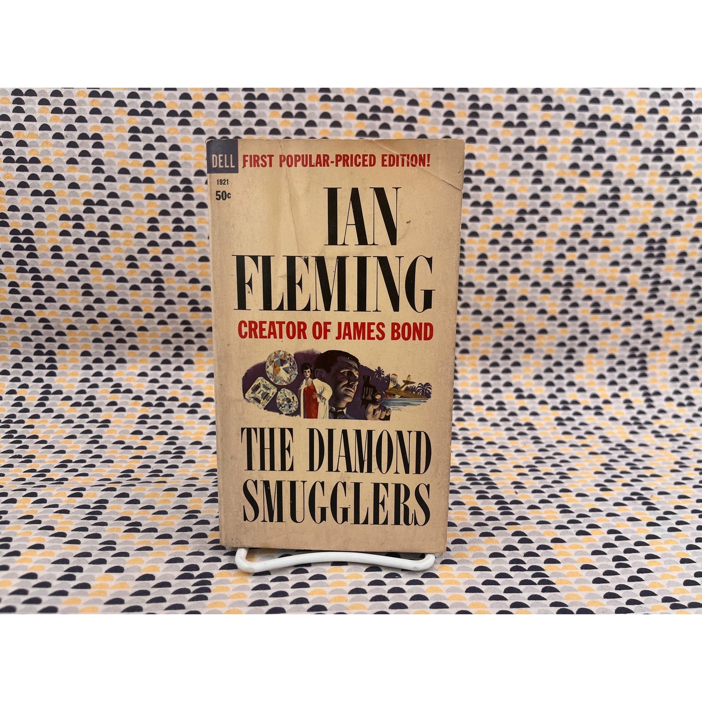 The Diamond Smugglers - Ian Fleming - Dell Books - Paperback