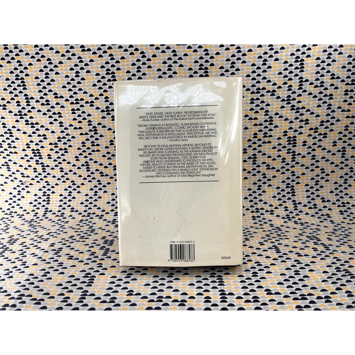 Snow Crash - Neal Stephenson - Vintage Hardcover Book - 1992 Book Club Edition - Bantam Spectra