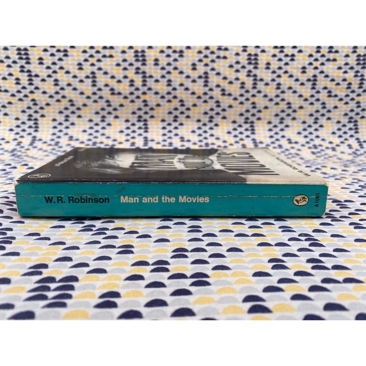 Man And The Movies - W. R. Robinson - Pelican - Paperback