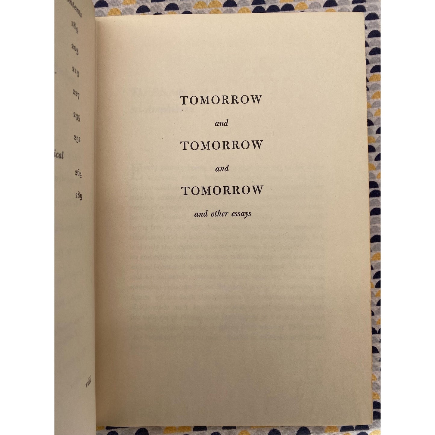 Tomorrow And Tomorrow And Tomorrow And Other Essays - Aldous Huxley