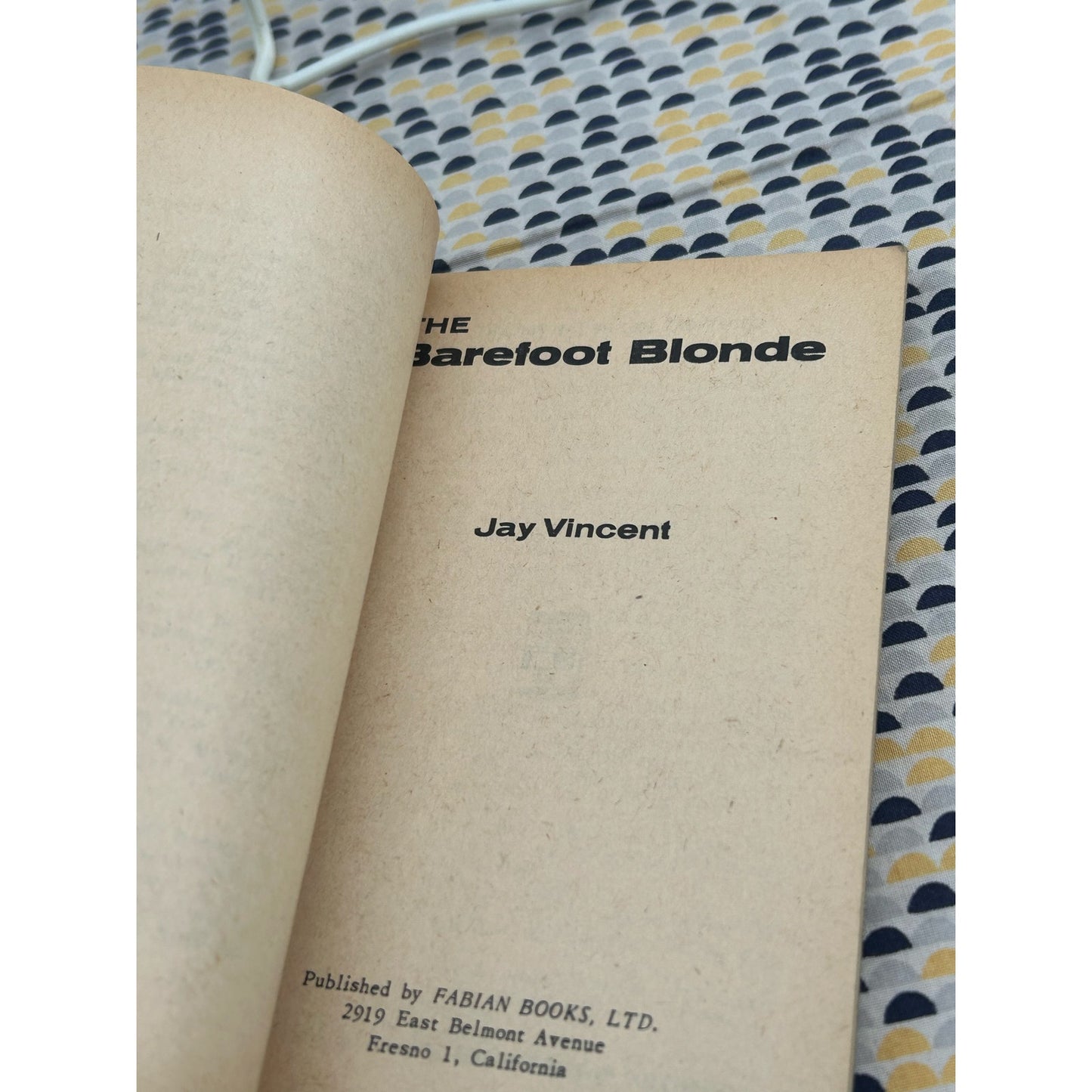Barefoot Blonde - Jay Vincent - Fabian Books - Sleaze - Vintage Paperbacks