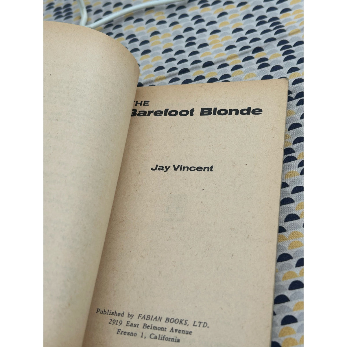 Barefoot Blonde - Jay Vincent - Fabian Books - Sleaze - Vintage Paperbacks