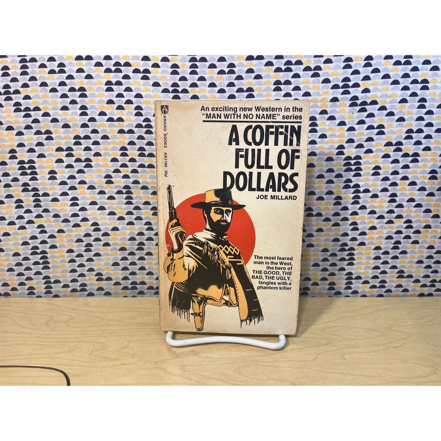 A Coffin Full of Dollars - Joe Millard - Award Books - Paperback