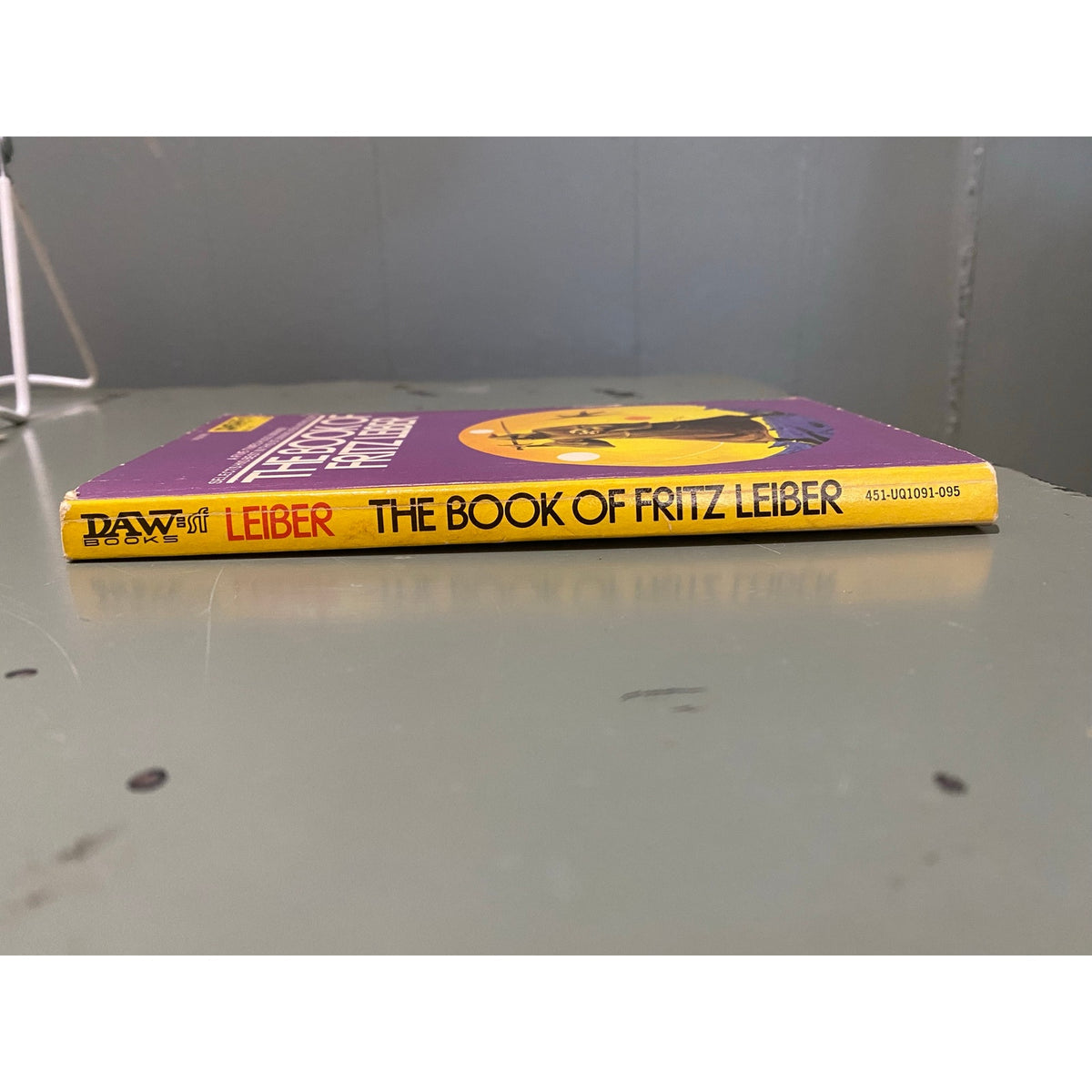 The Book of Fritz Leiber - Fritz Leiber - Daw 87 - Jack Gaughan cover - Paperback