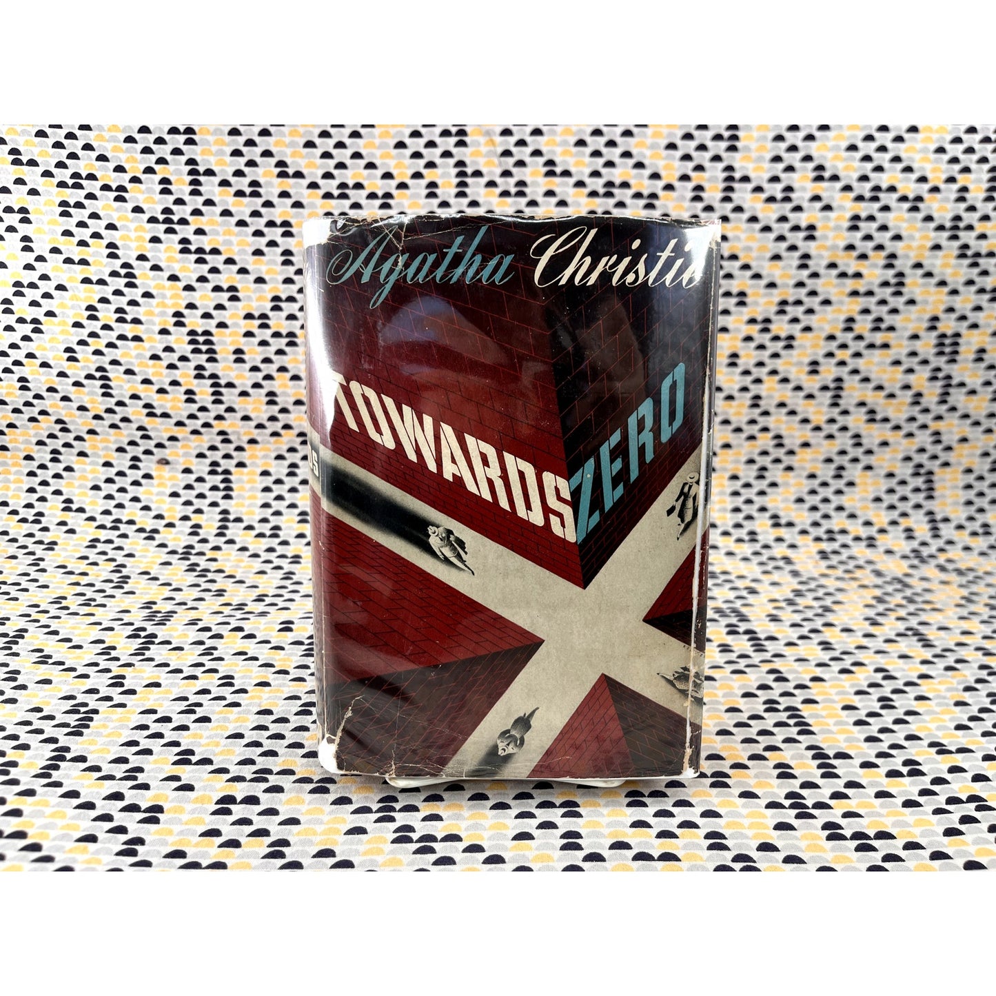 Towards Zero - Wartime Edition - Agatha Christie - Grosset & Dunlap Books - Hardcover