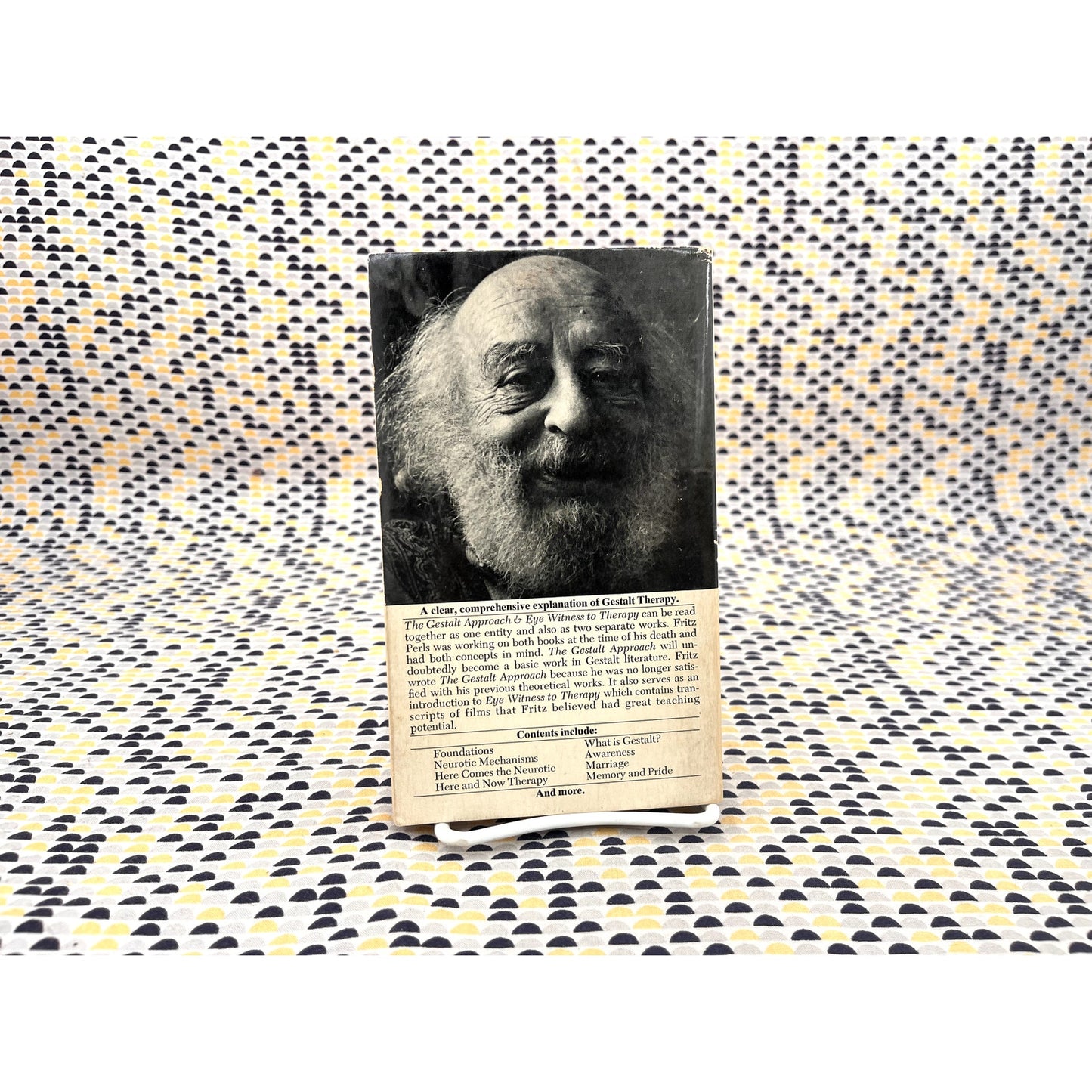 The Gestalt Approach &. Eye Witness to Therapy - Fritz Perls -  Bantam Books - Paperback