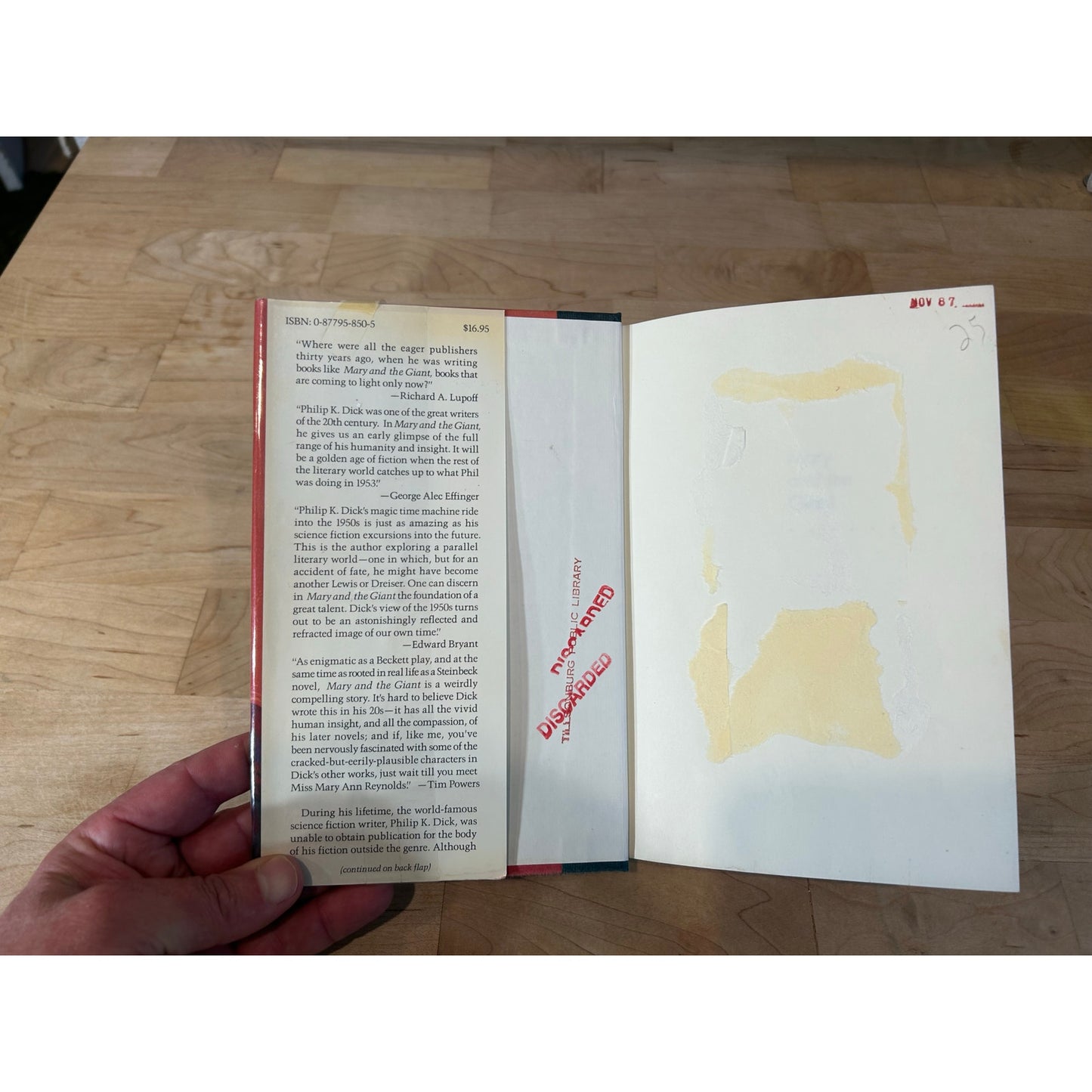 Mary and the Giant - Philip K. Dick - Arbor House 1st Ed- EX LIBRARY COPY