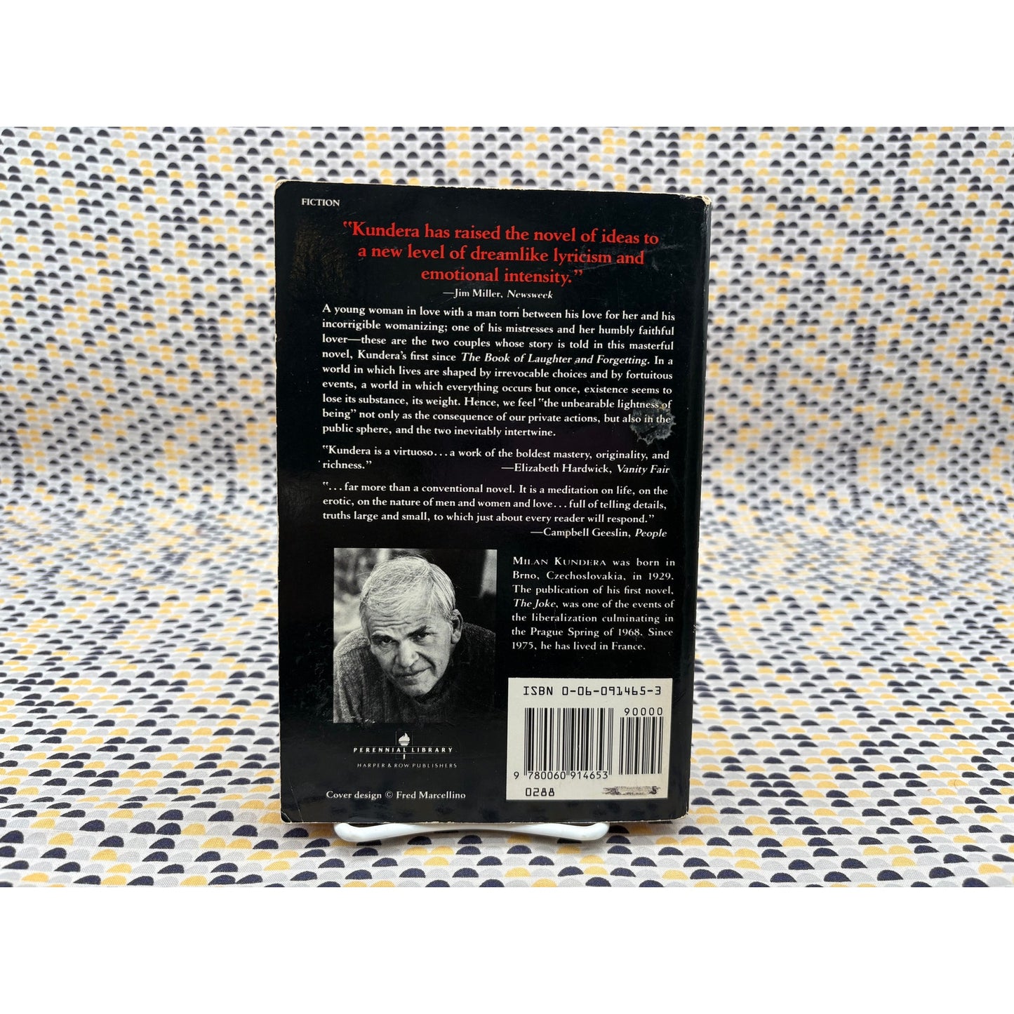 The Unbearable Lightness Of Being - Milan Kundera - Perennial Library - Paperback