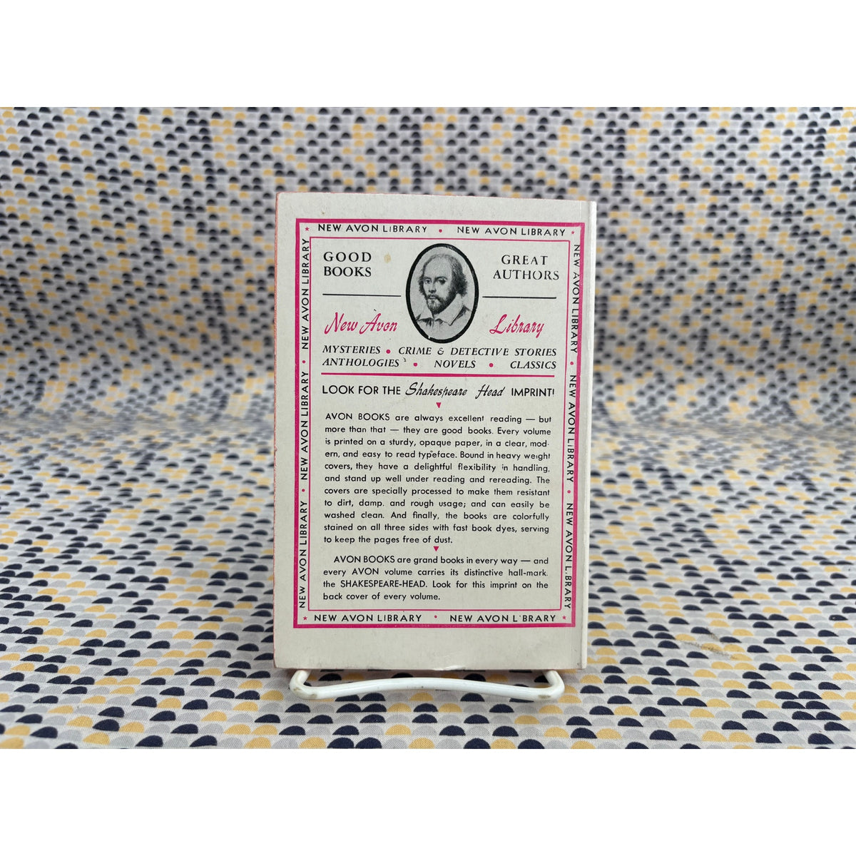 The Virgin and the Gypsy - D. H. Lawrence - Avon 98 - Vintage Paperbacks