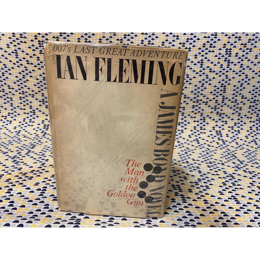 The Man With The Golden Gun - Ian Fleming - James Bond - Hardcover - NAL Club Ed