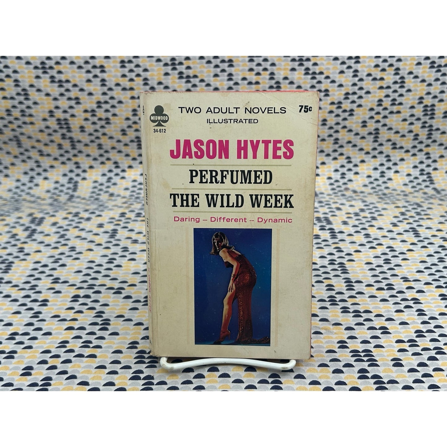 Perfumed/ The Wild Week -Jason Hytes - Midwood 34-612 - Frazetta illustrations - Vintage Paperbacks