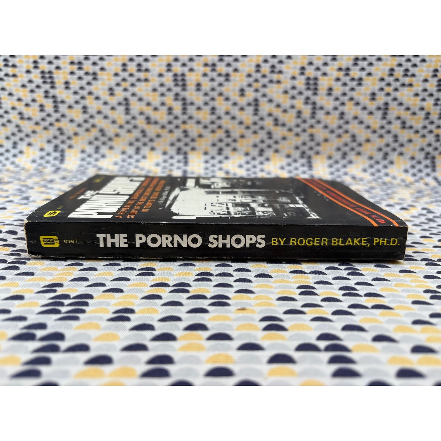 The Porno Shops - Roger Blake - Century