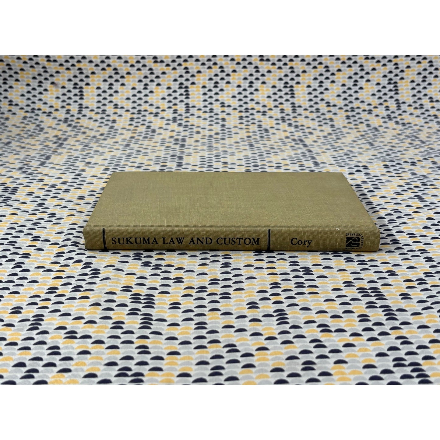 Sukuma Law and Custom - Hans Cory - Negro Universities Press - Hardcover