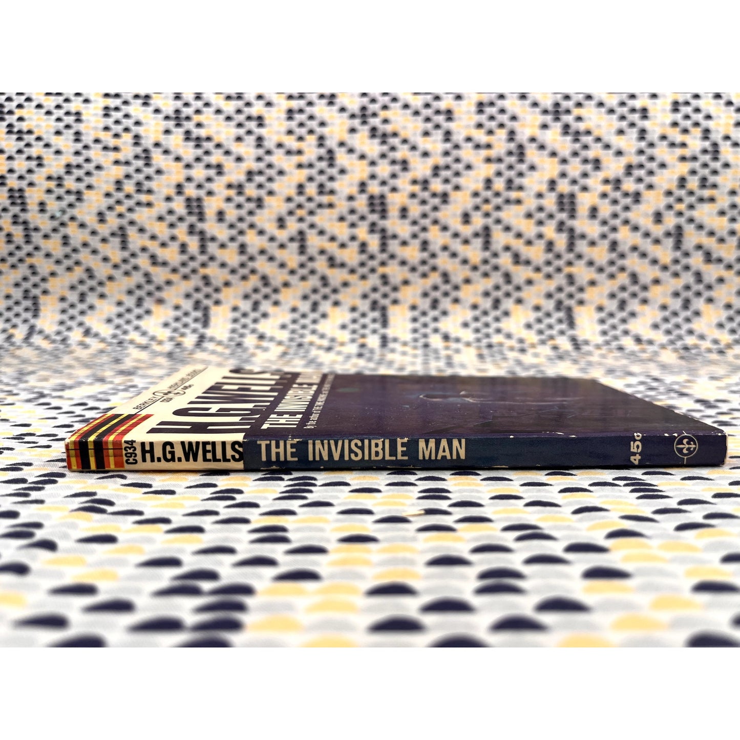 The Invisible Man - H.G. Wells - Vintage Paperback Book