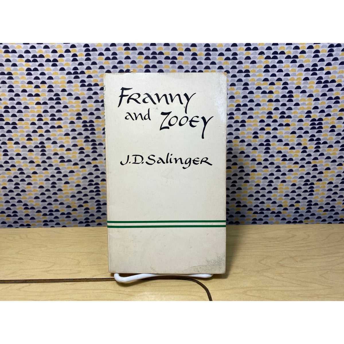 Franny and Zooey - J.D. Salinger - Vintage Paperback Book - Bantam Edition