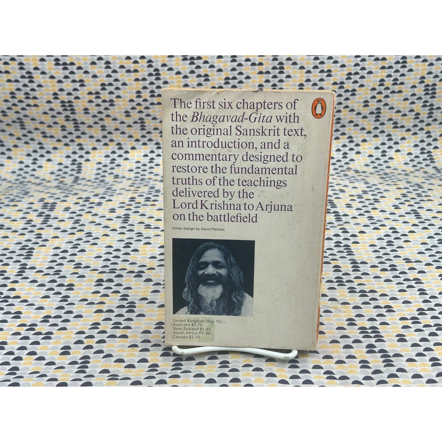 On The Bhagavad Gita - Mahesh Yogi Maharishi - Paperback - Penguin Edition