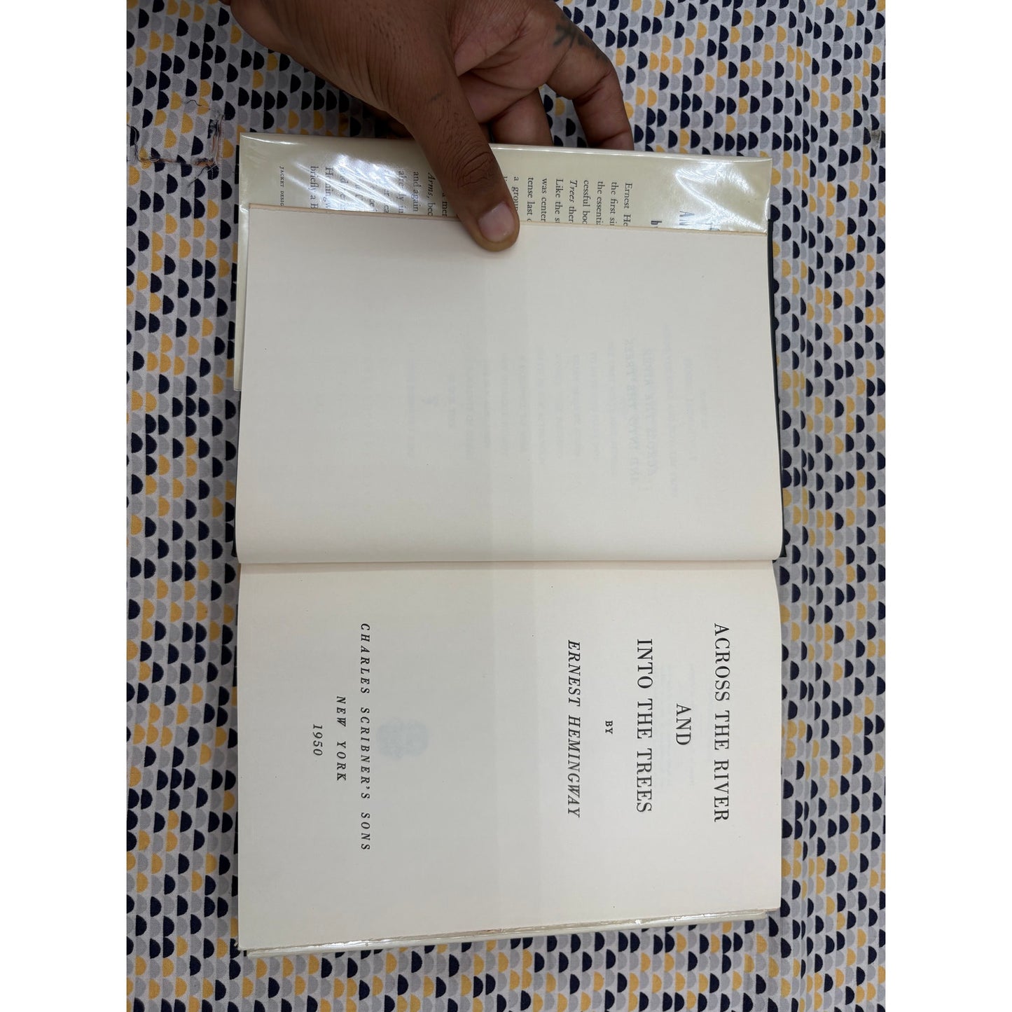 Across The River And Into The Trees - Ernest Hemingway - Scribners - Hardcover