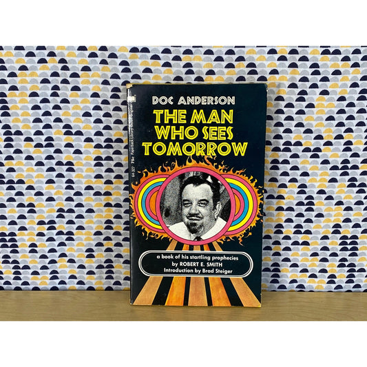 The Man Who Sees Tomorrow - Doc Anderson - Vintage Paperback Book - 75 cent Paperback Library Occult Book Edition