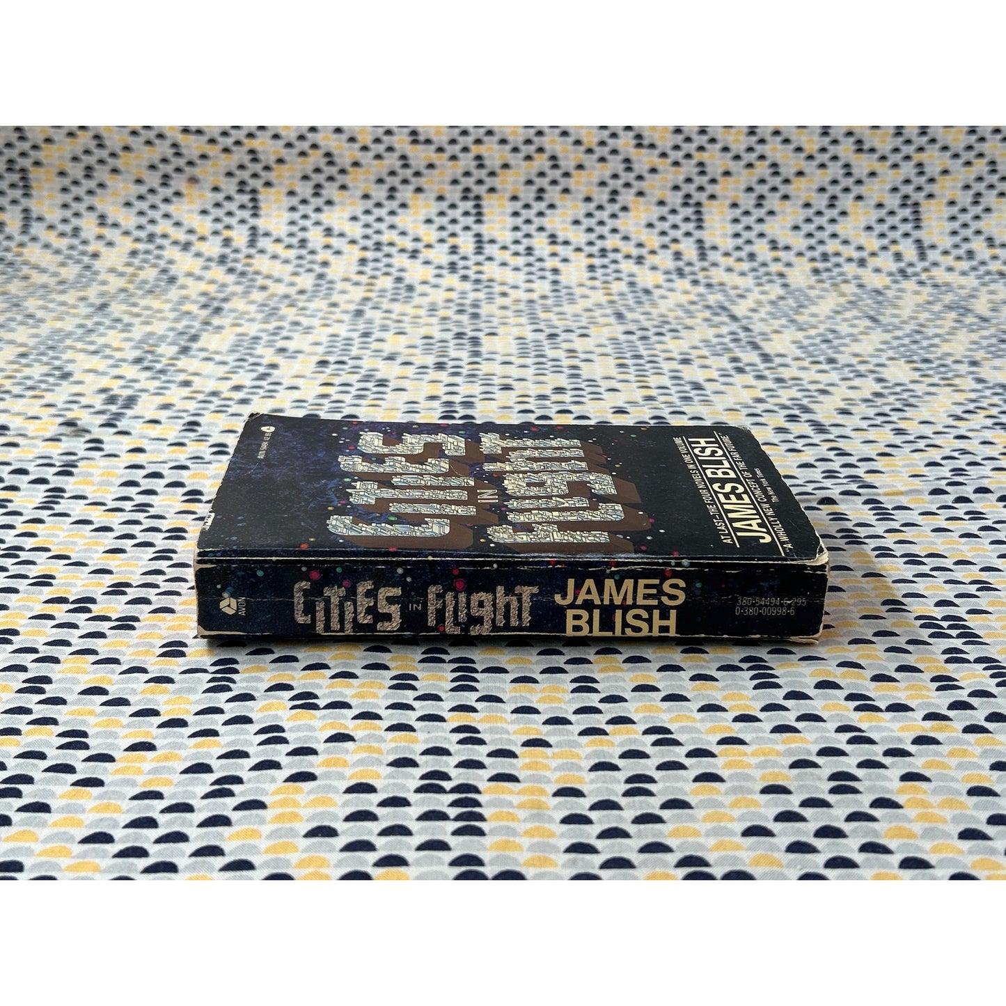 Cities In Flight - James Blish - Vintage Paperback Book - Avon Edition