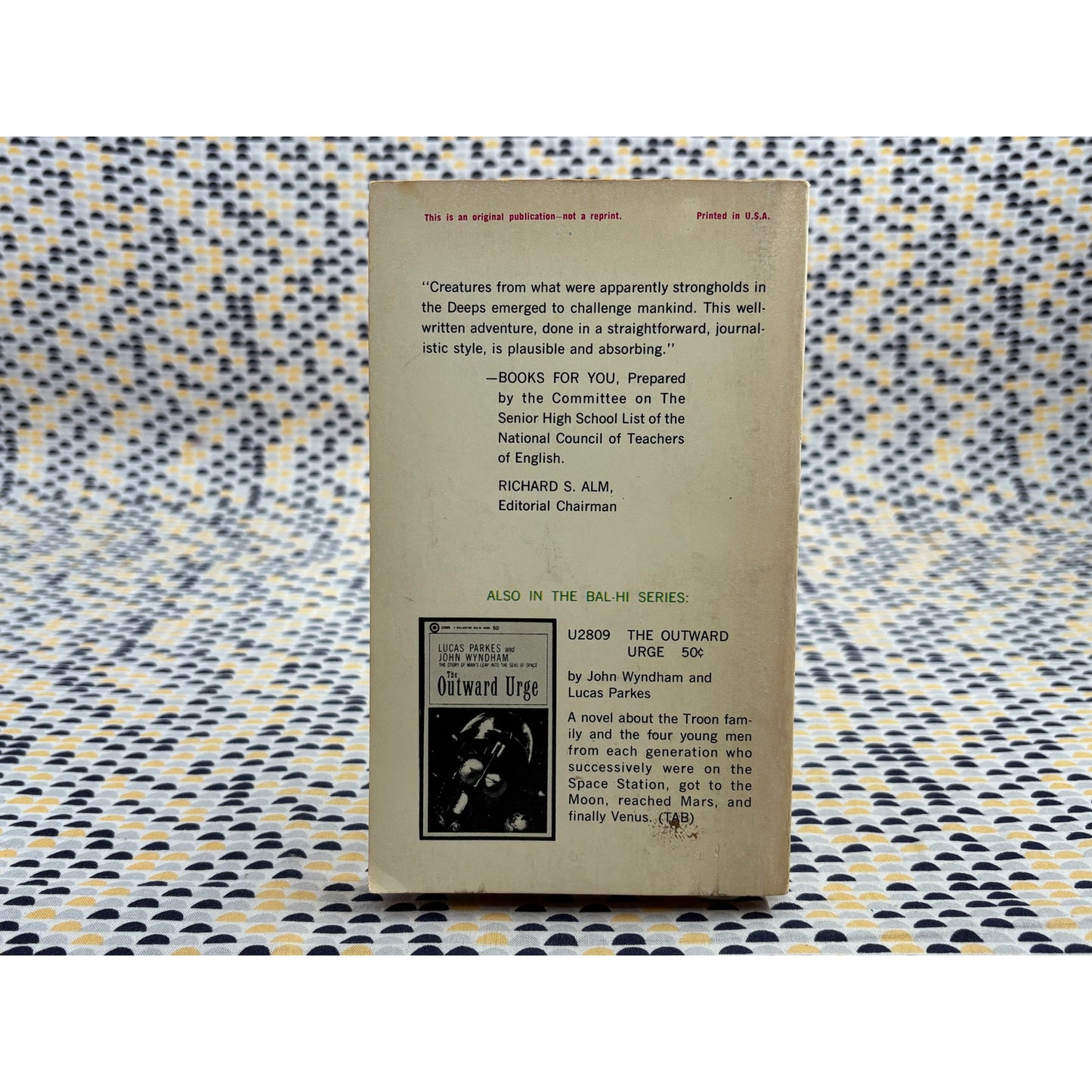 Out of the Deeps - John Wyndham - Ballantine - Paperback