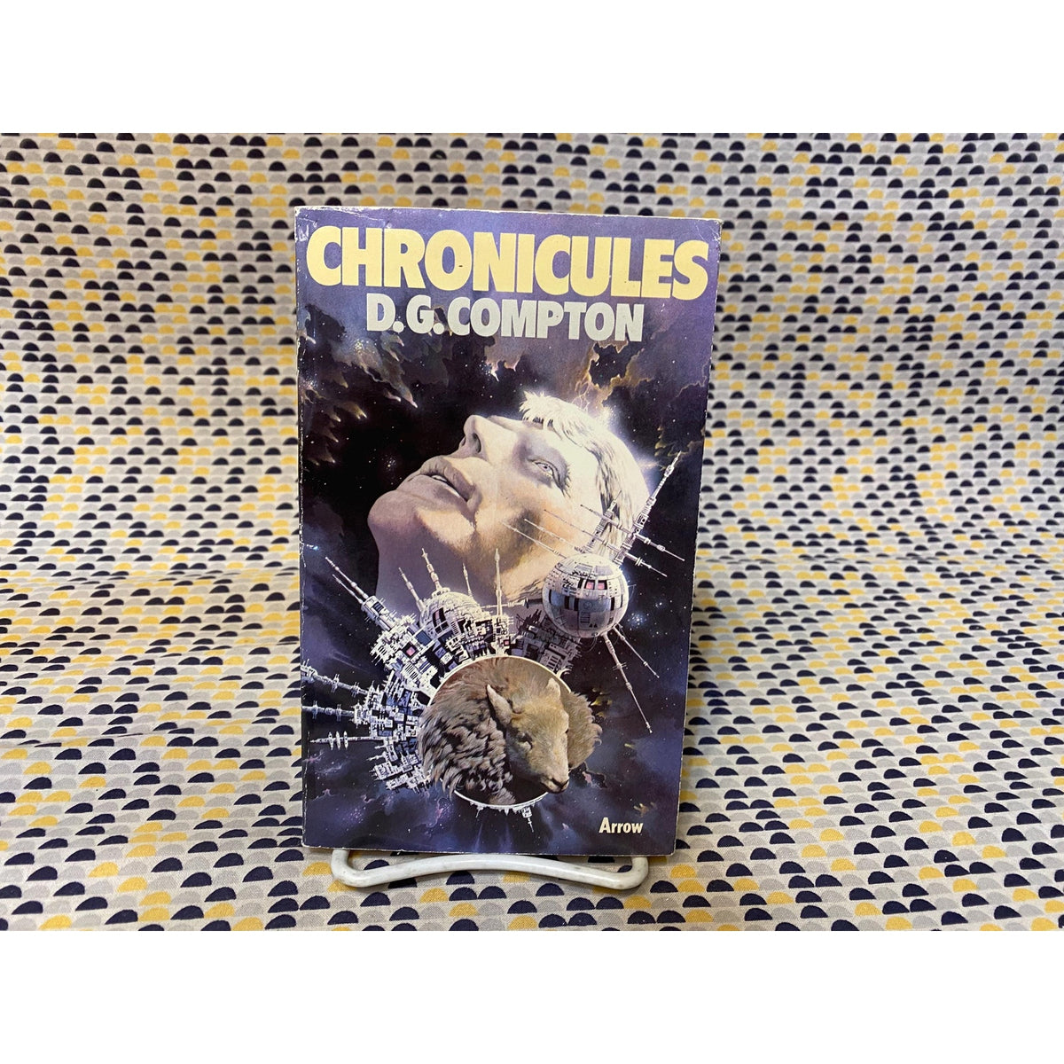 Chronicules - D.G. Compton - Vintage Paperback - Arrow UK Edition