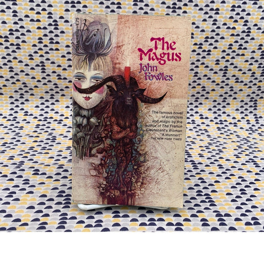 The Magus - John Fowles - Dell Edition - Paperback