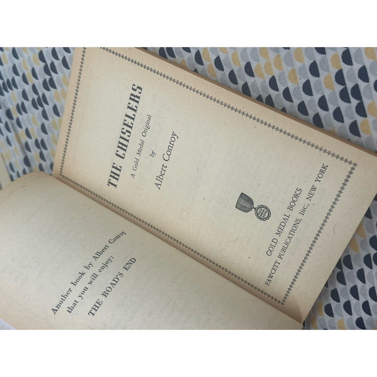The Chiselers - Albert Conroy - Gold Medal 289 - Sleaze - Vintage Paperbacks