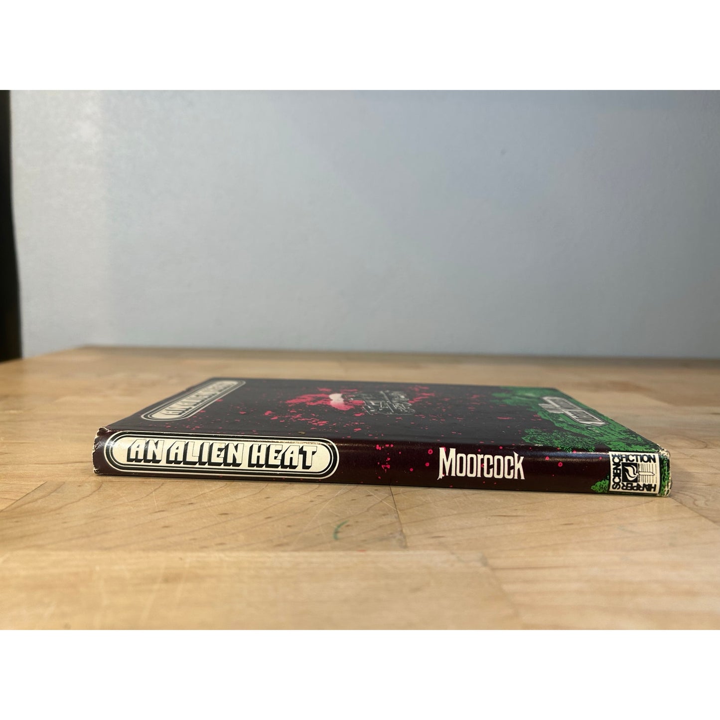 An Alien Heat - Michael Moorcock - Harper Science Fiction - Club Edition