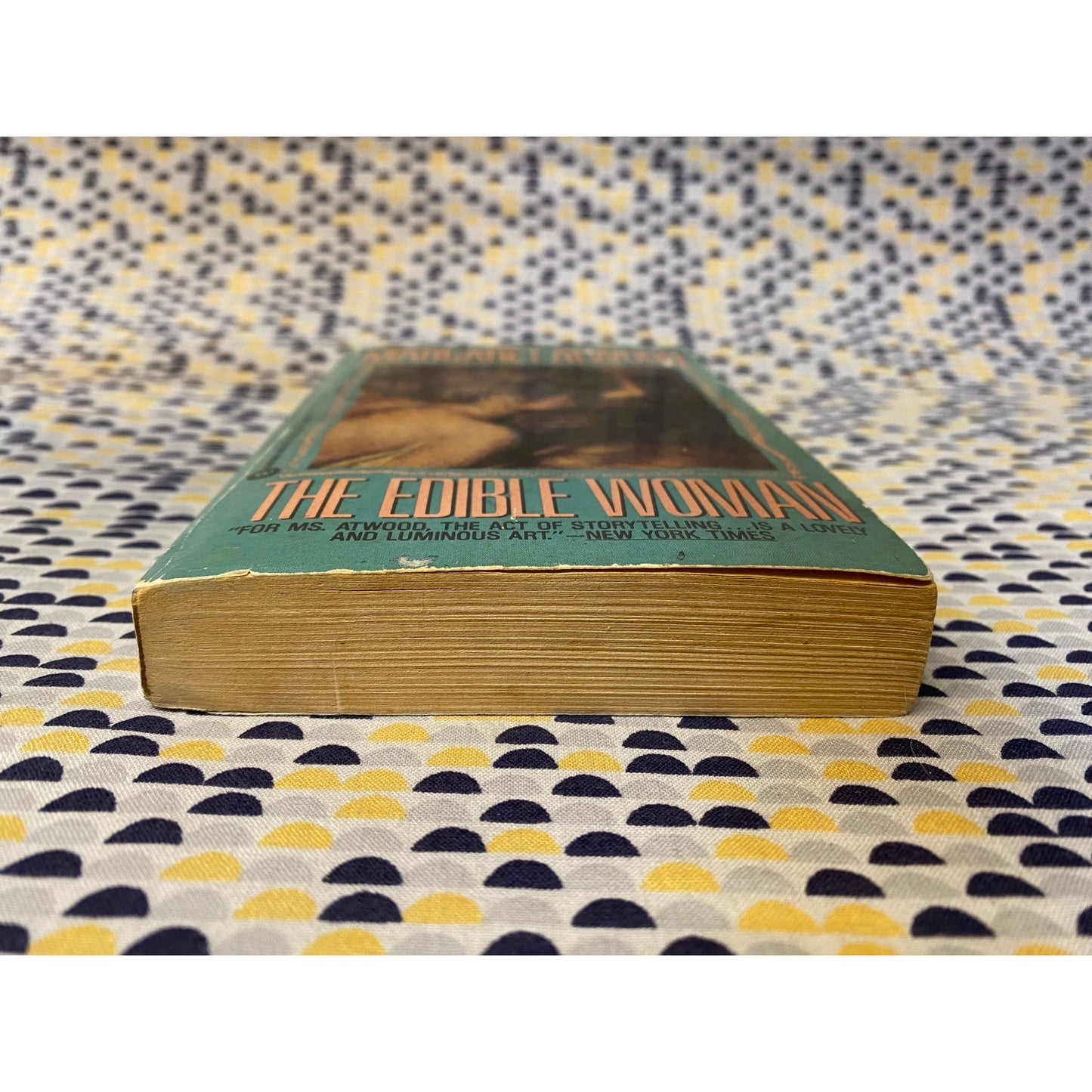 The Edible Woman - Margaret Atwood - Vintage Paperback Books - Warner Books