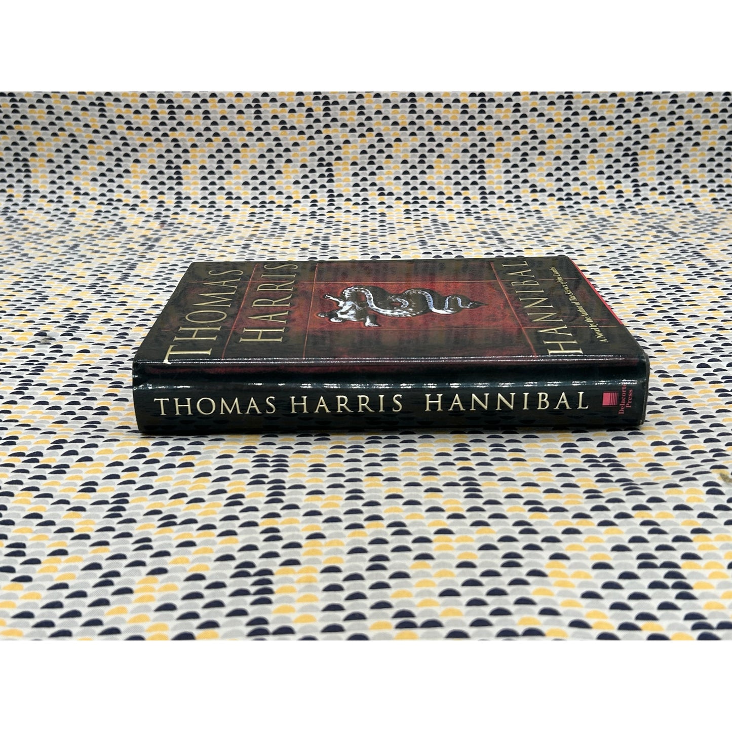 Hannibal - Thomas Harris - Delacorte - Hardcover - 1st Edition, 1st Print