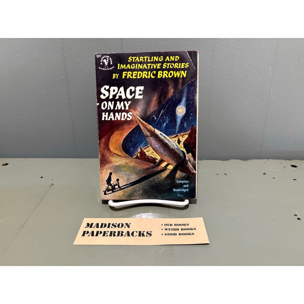 Space on My Hands - Fredric Brown - Bantam 1077 - Vintage Paperbacks
