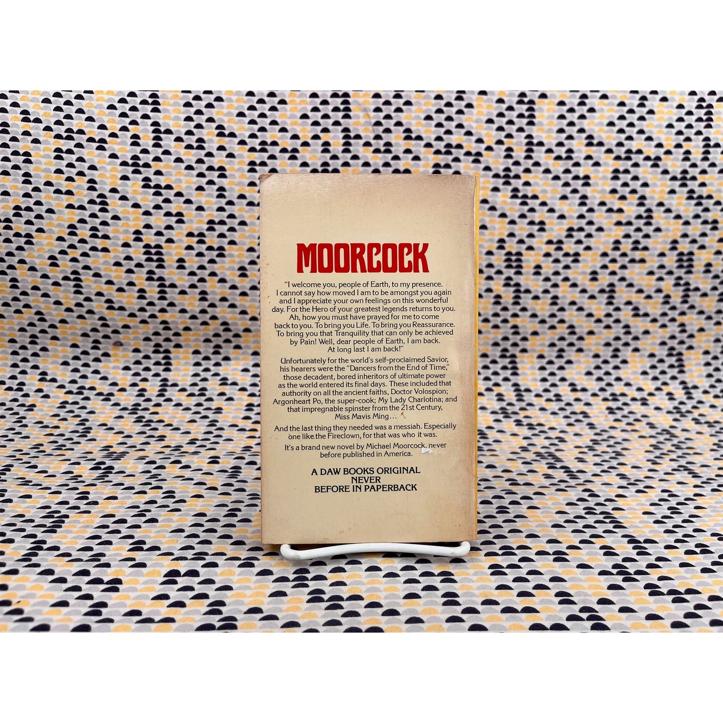 A Messiah at the End of Time - Michael Moorcock - Daw Books - Bob Pepper Cover Art