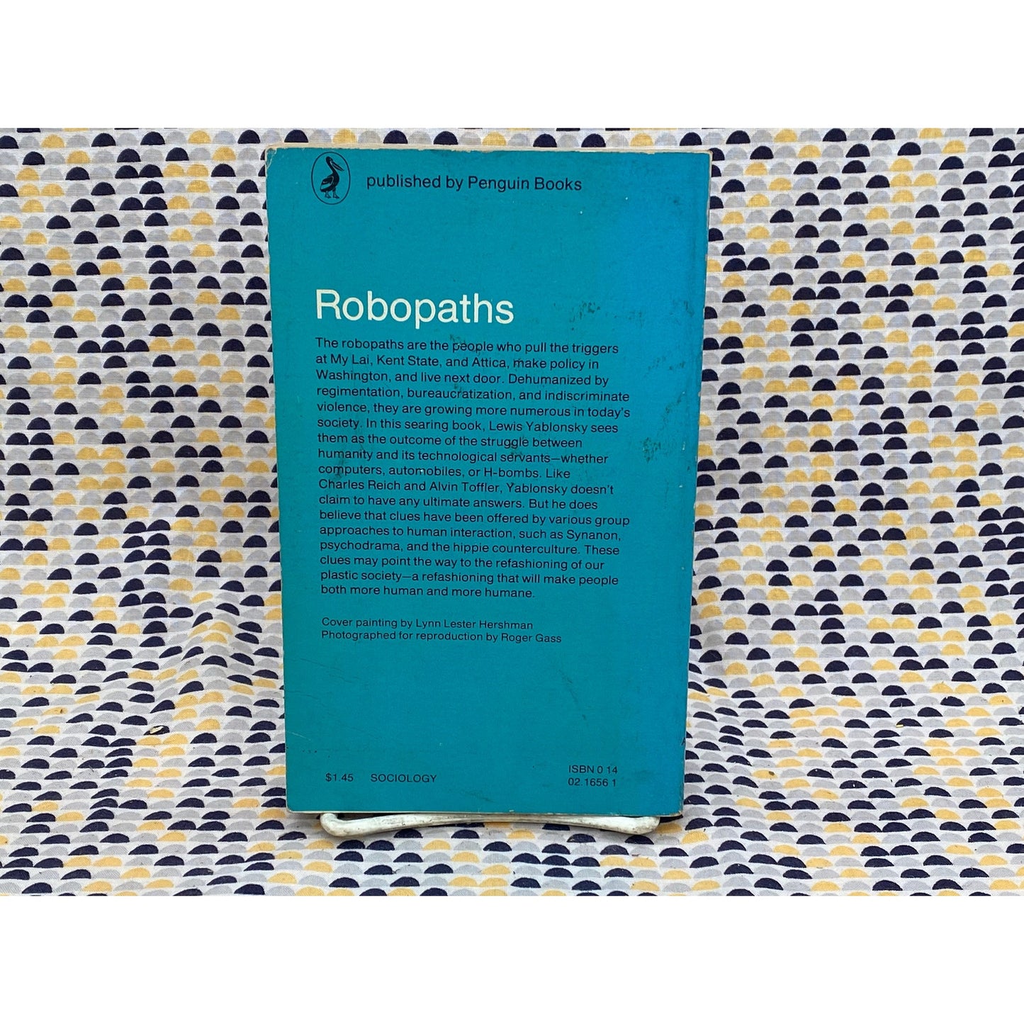 Robopaths - People as Machines - Lewis Yablonsky - Vintage Paperback Book - Pelican Edition