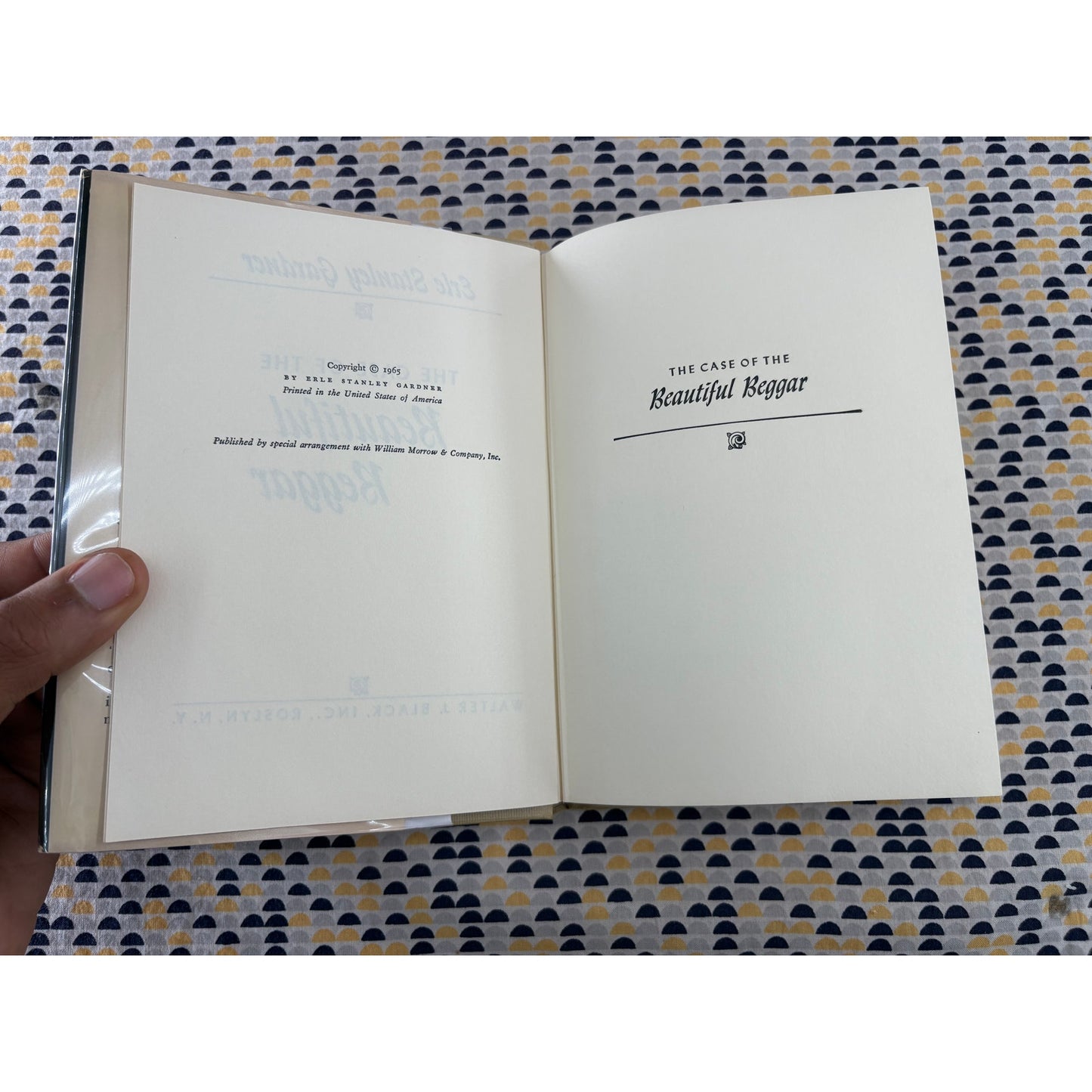 The Case Of The Beautiful Beggar - Erle Stanley Gardner - William Morrow - Hardcover