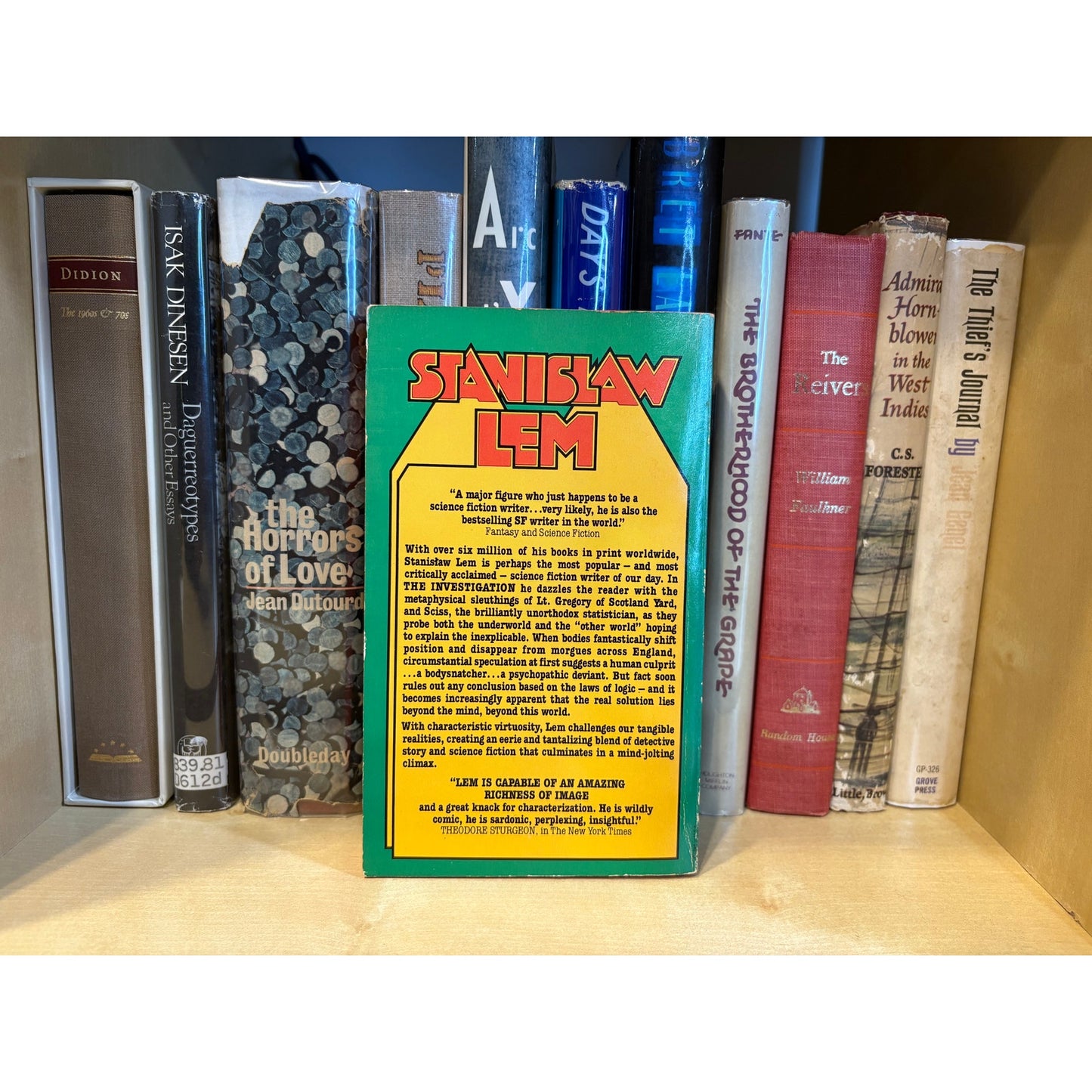 The Investigation - Stanislaw Lem -  Avon Edition