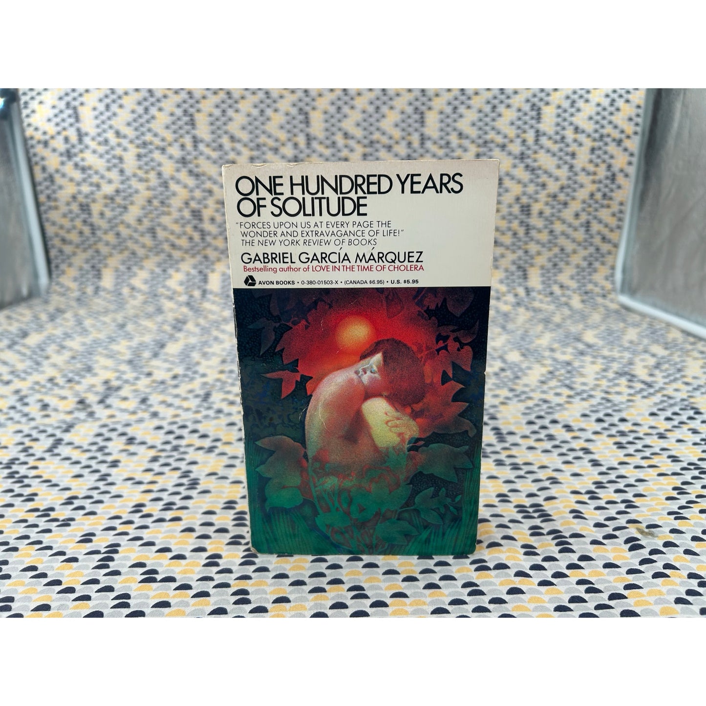 One Hundred Years of Solitude - Gabriel Garcia Marquez - Vintage Paperback Book